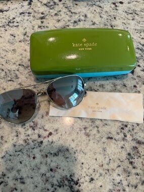 kate spade Silver Aviator Sunglasses with Green Case